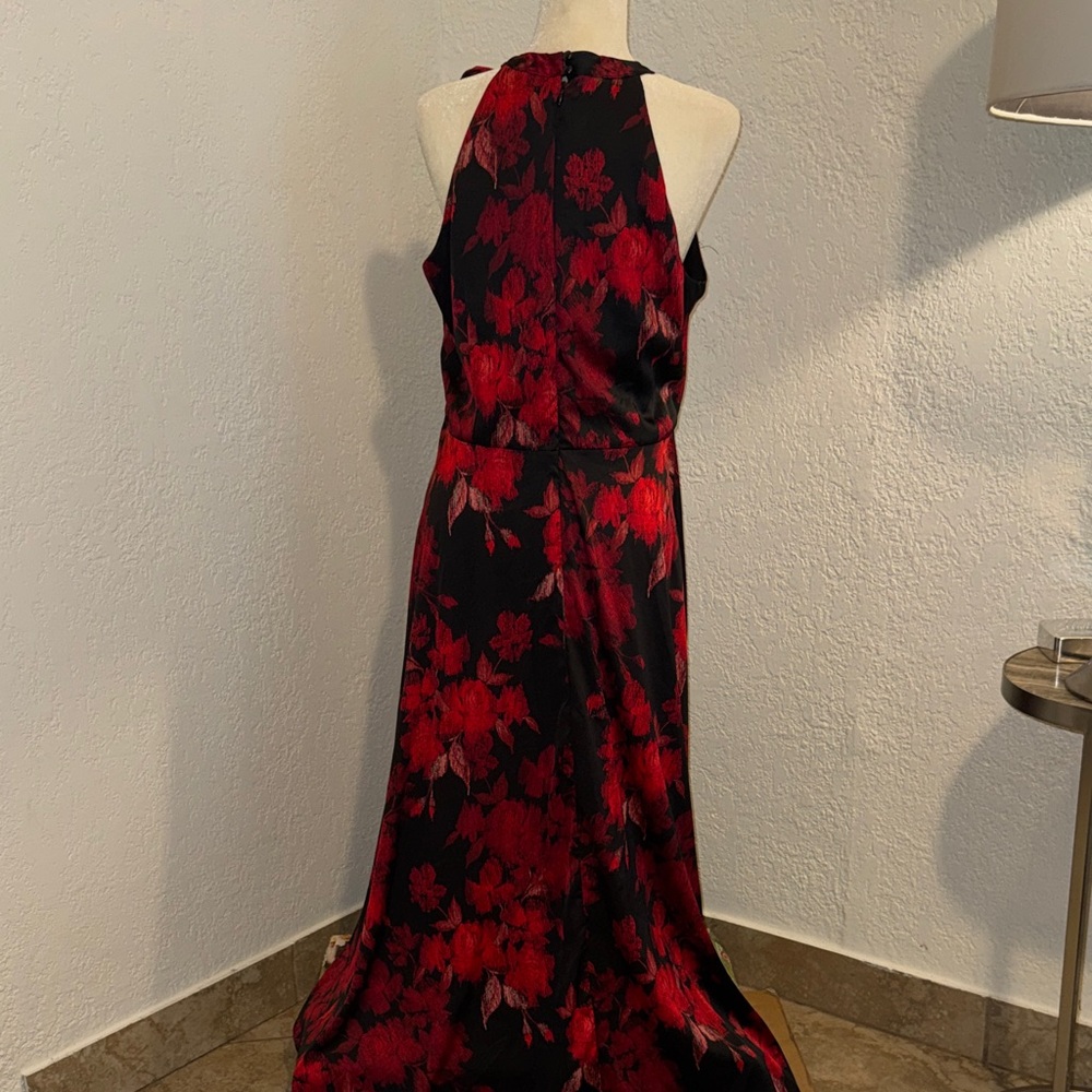 Chetta B Black Maxi Dress with Red Floral Print - Picture 6 of 9